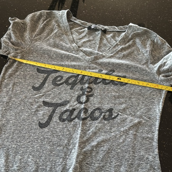 Signorelli short sleeve t shirt. V neck Tacos & tequila - Picture 5 of 6
